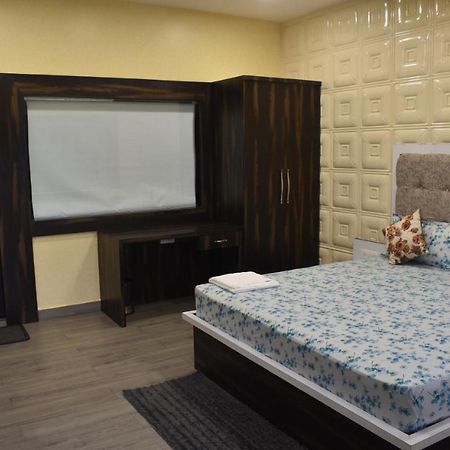 Midwaay Resort Patratu ภายนอก รูปภาพ